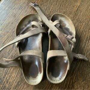 Birkenstock Yara Oiled Leather Sandals